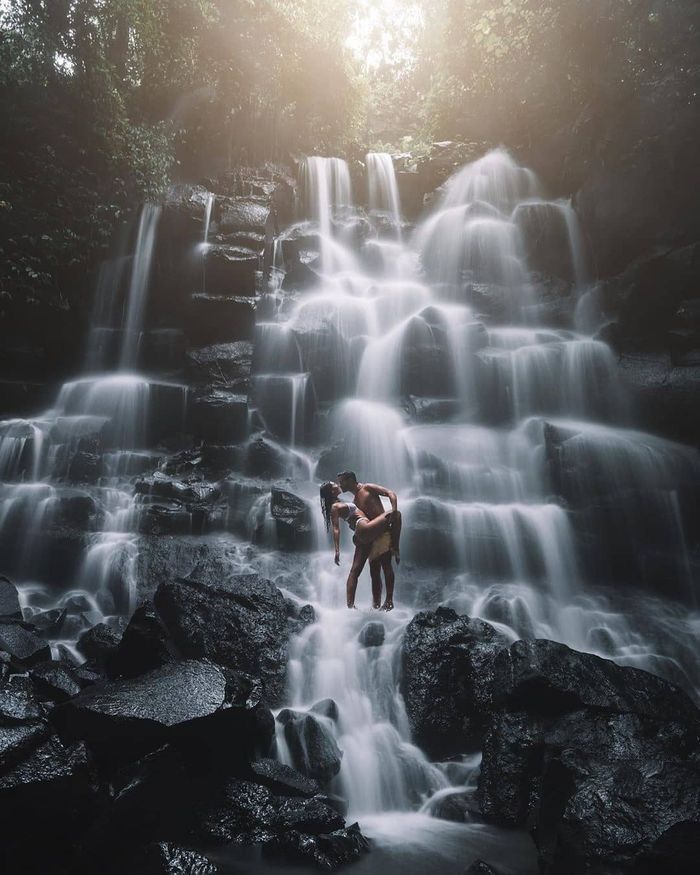 Waterfall Tour - Gallery Image 1